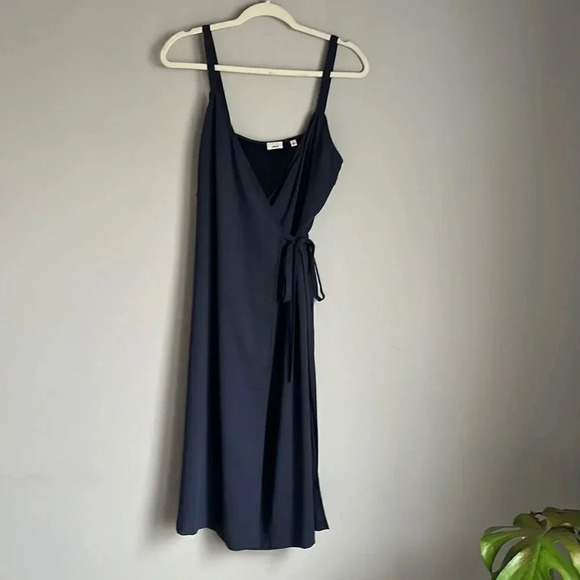 NEW Aritzia Wilfred   Astere Dress Size Small - Picture 3 of 16